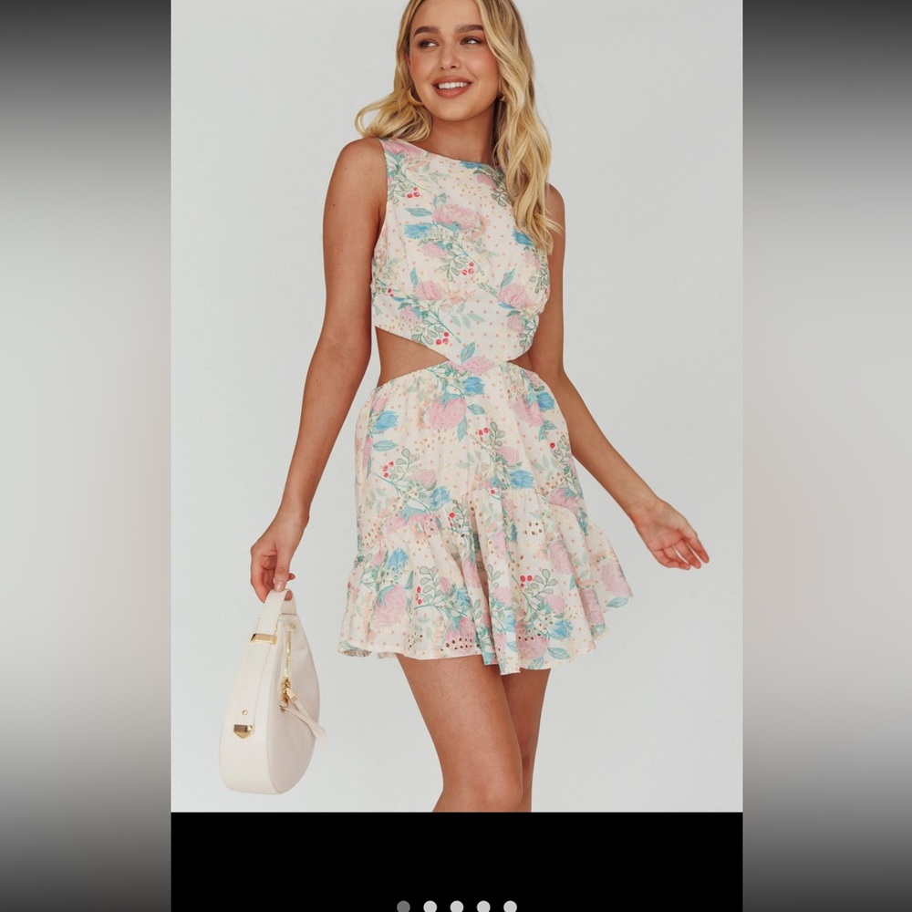 Selfie Leslie Jinx Open back flounce mini dress NWT
